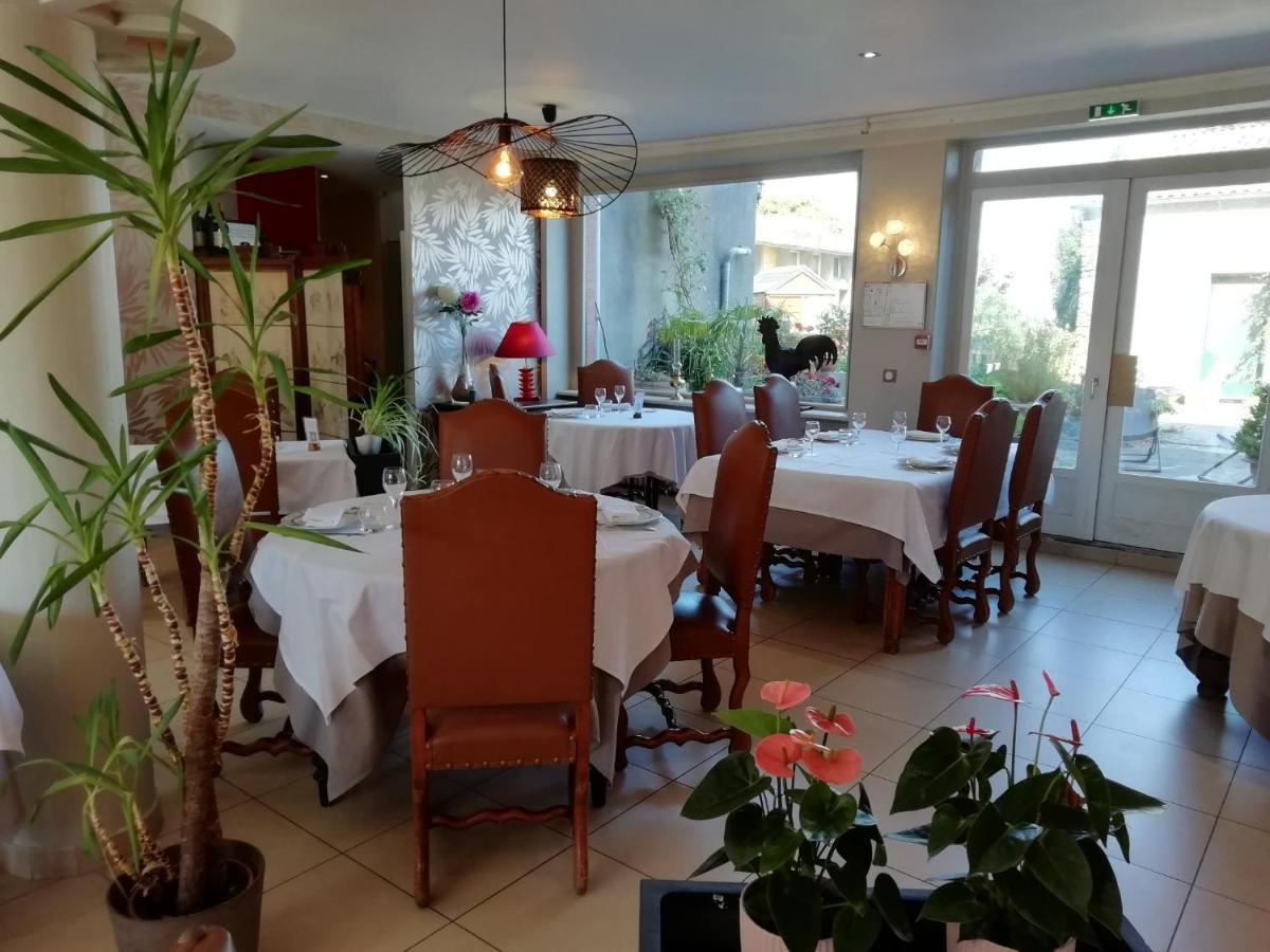 Hotel De Bretagne Dol Centre Ville - Hotel Et Restaurant Dol-de-Bretagne Kültér fotó