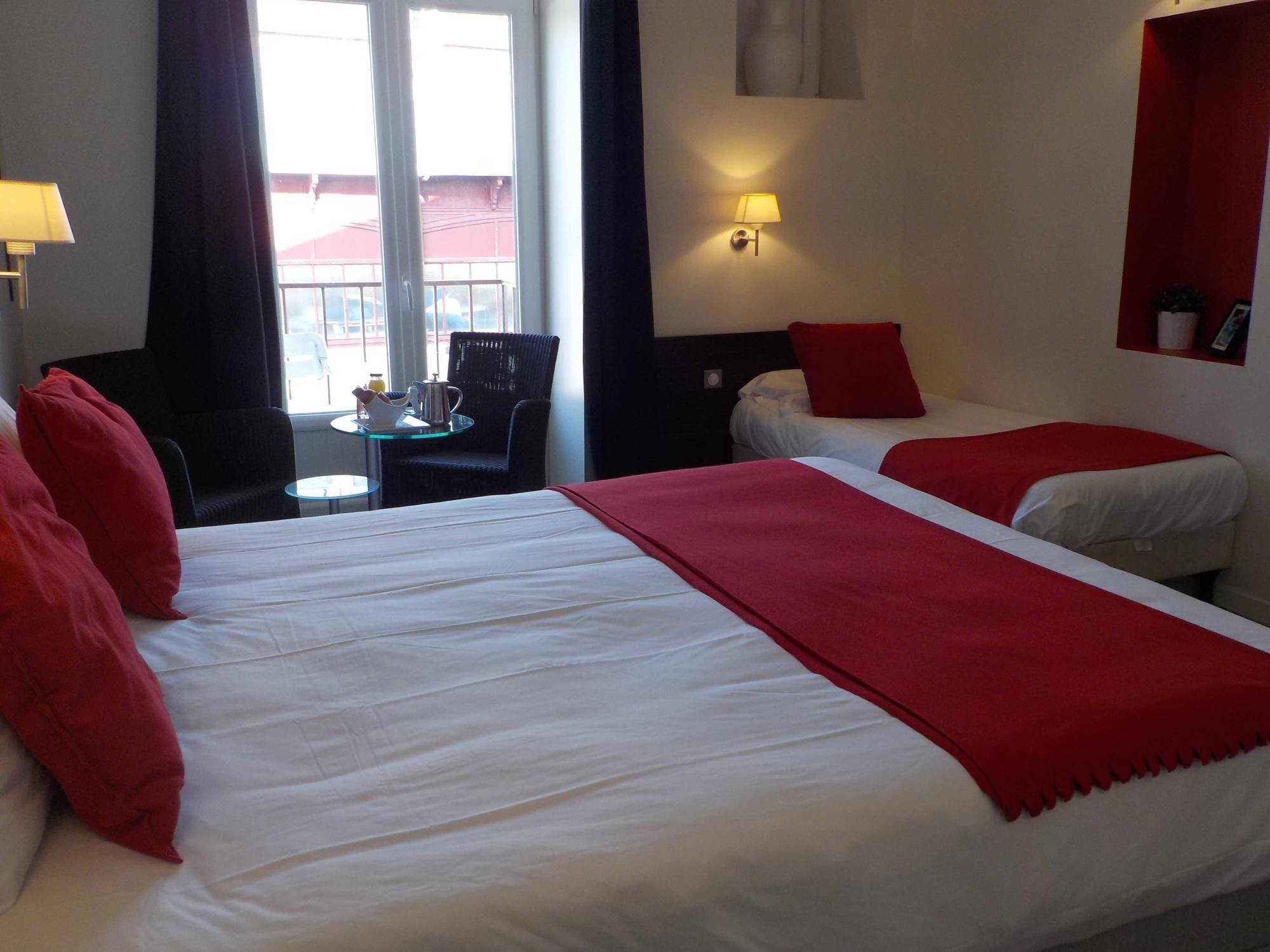 Hotel De Bretagne Dol Centre Ville - Hotel Et Restaurant Dol-de-Bretagne Kültér fotó