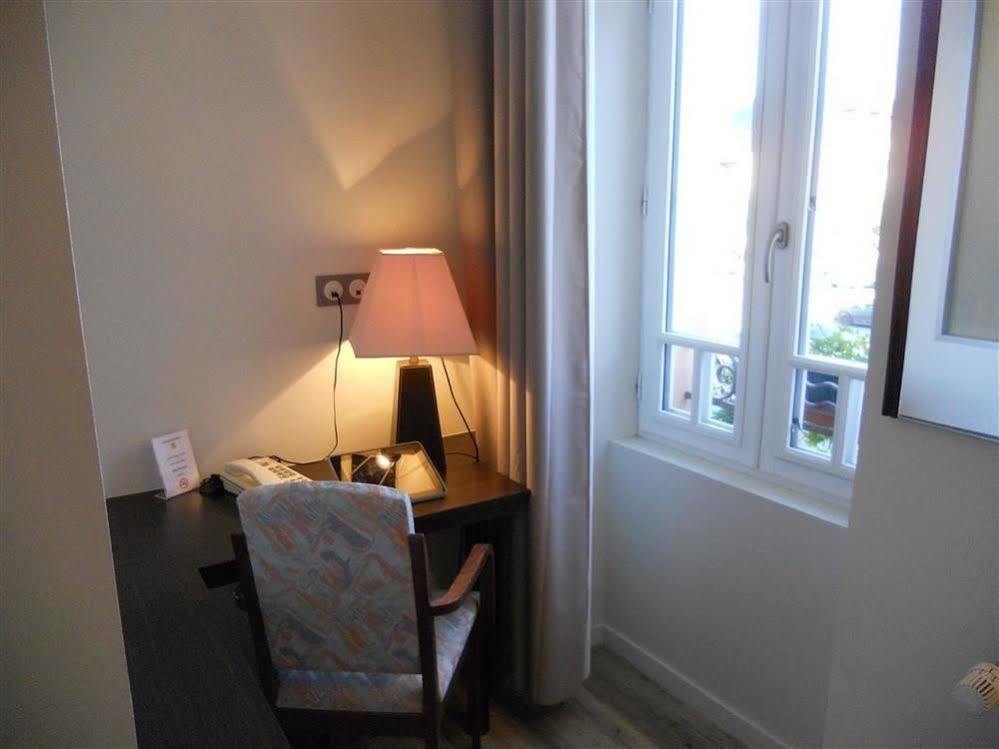 Hotel De Bretagne Dol Centre Ville - Hotel Et Restaurant Dol-de-Bretagne Kültér fotó