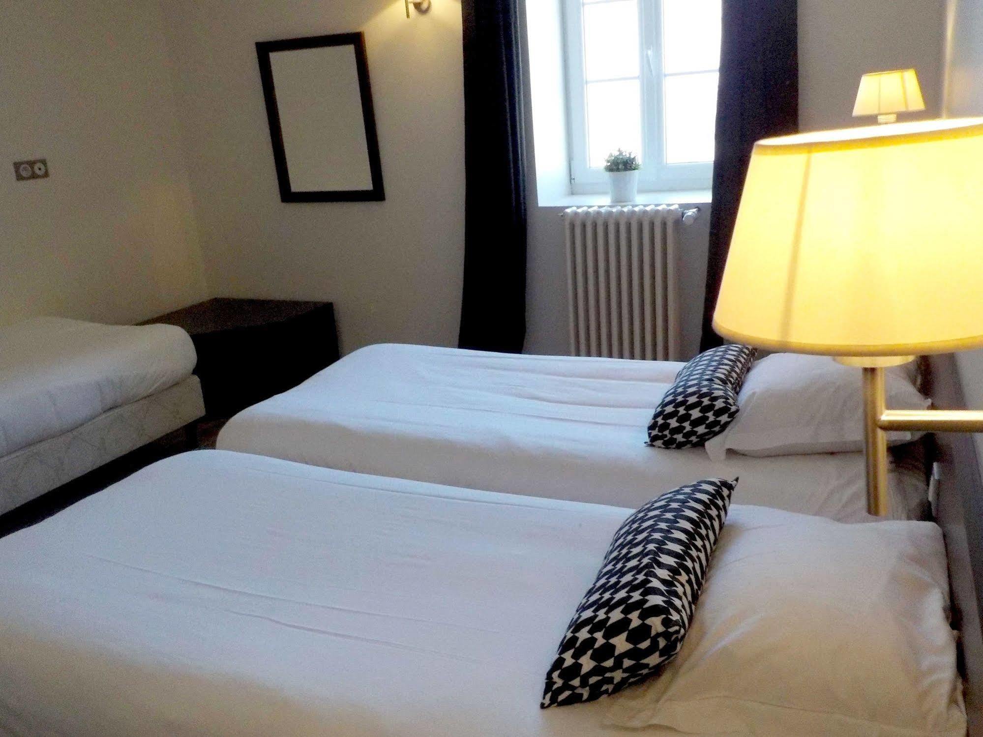 Hotel De Bretagne Dol Centre Ville - Hotel Et Restaurant Dol-de-Bretagne Kültér fotó