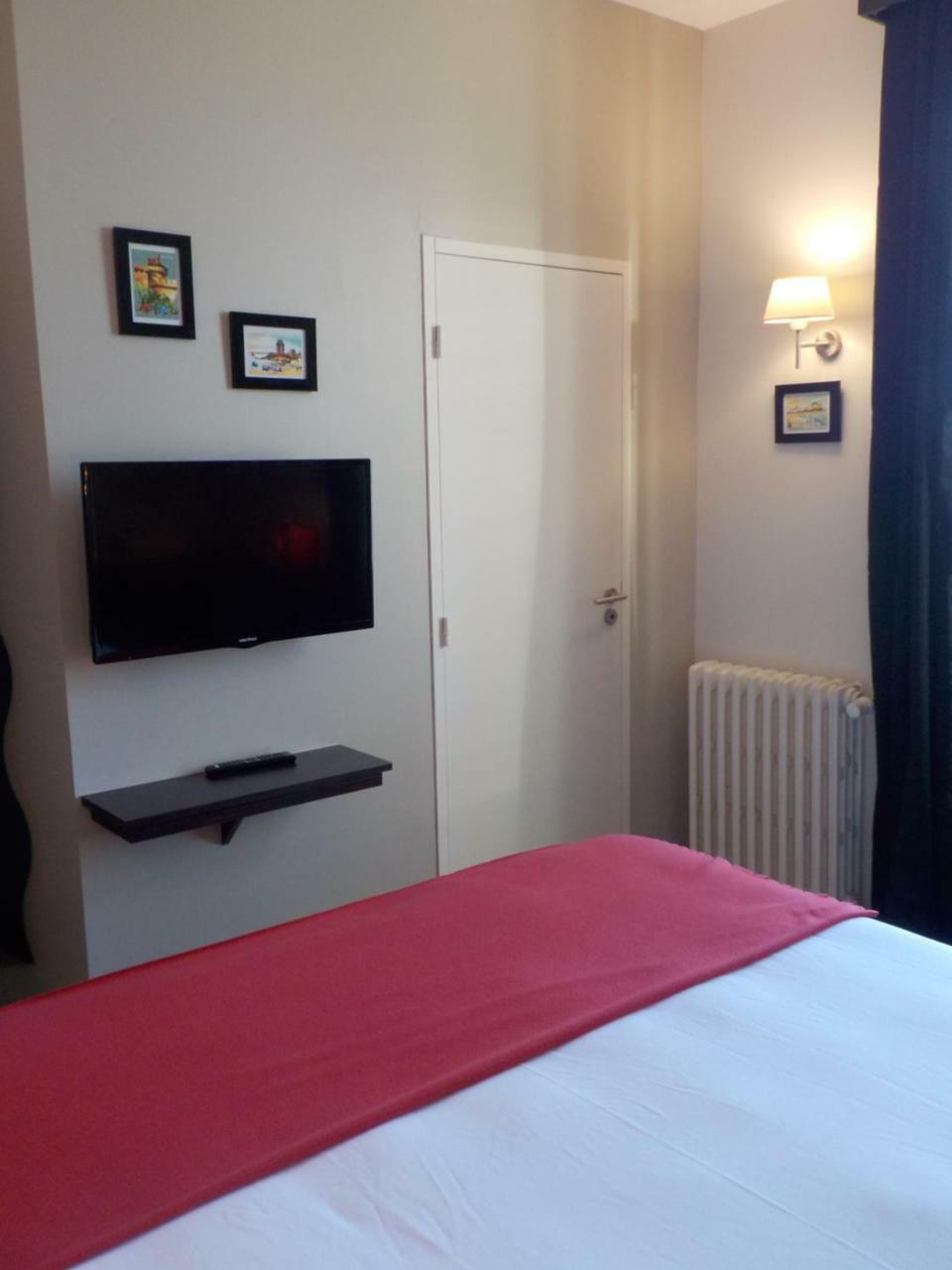 Hotel De Bretagne Dol Centre Ville - Hotel Et Restaurant Dol-de-Bretagne Kültér fotó
